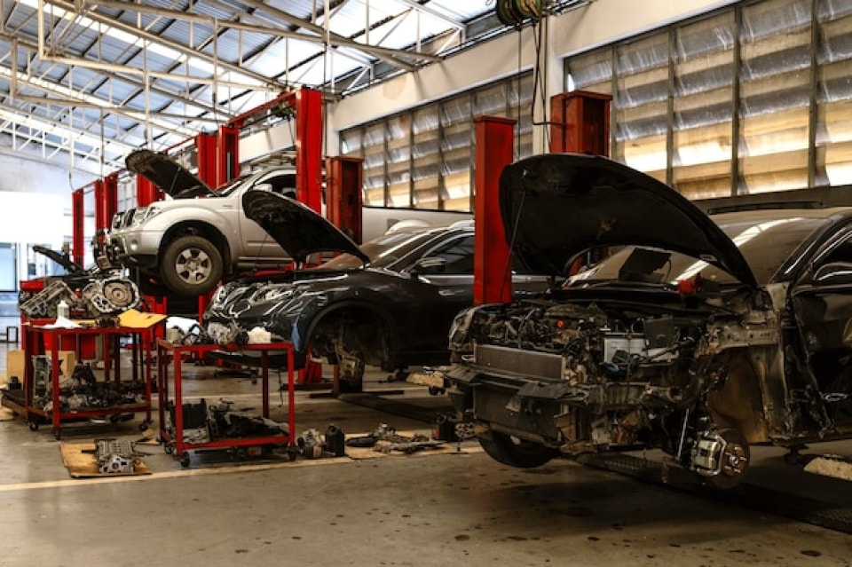 Car service in Al Raffa, Dubai