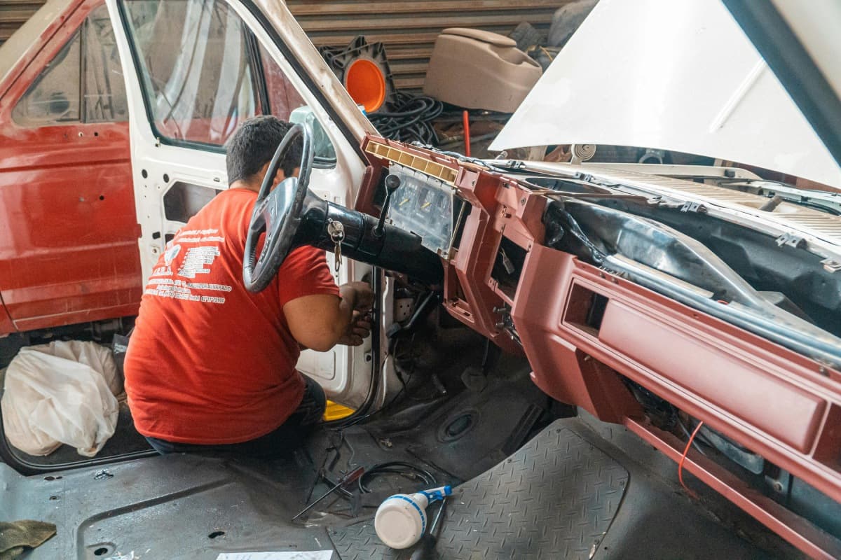 Professional car repair and brake auto repair service in Dubai garage
